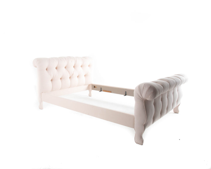 Syrie Maugham Tufted Sleigh Bed